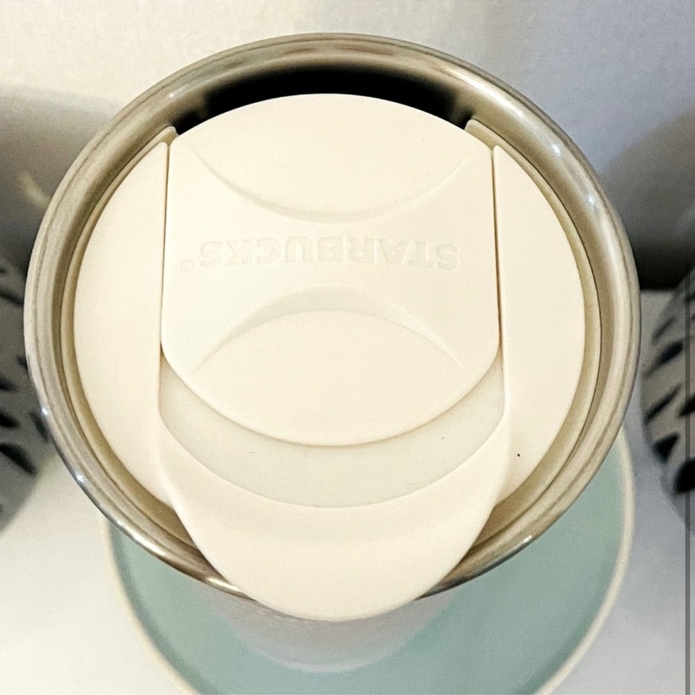 Starbucks Spring Sakura Cherry Blossom SS Tumbler - Picture 2 of 3